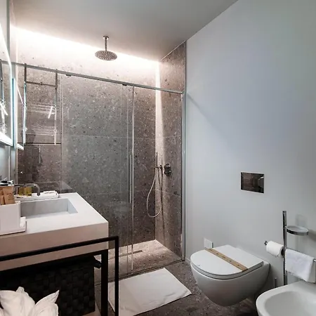 La Terrazza - Private Jacuzzi In Downtown