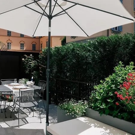 La Terrazza - Private Jacuzzi In Downtown Apartment