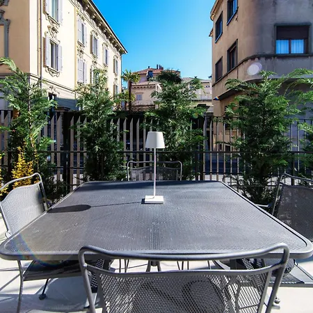 La Terrazza - Downtown - Terrace And Jacuzzi 코모