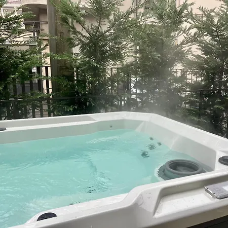 La Terrazza - Private Jacuzzi In Downtown * Como