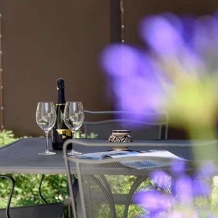 La Terrazza - Downtown - Terrace And Jacuzzi 아파트 *