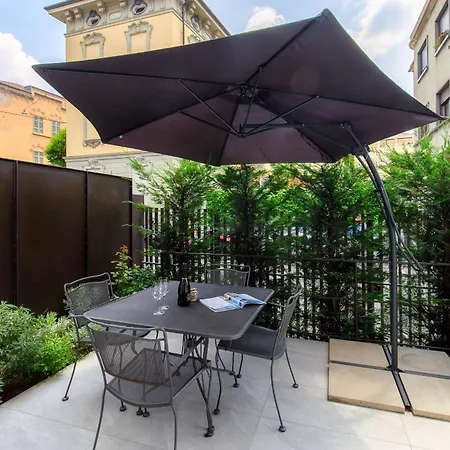 La Terrazza - Downtown - Terrace And Jacuzzi 아파트 *