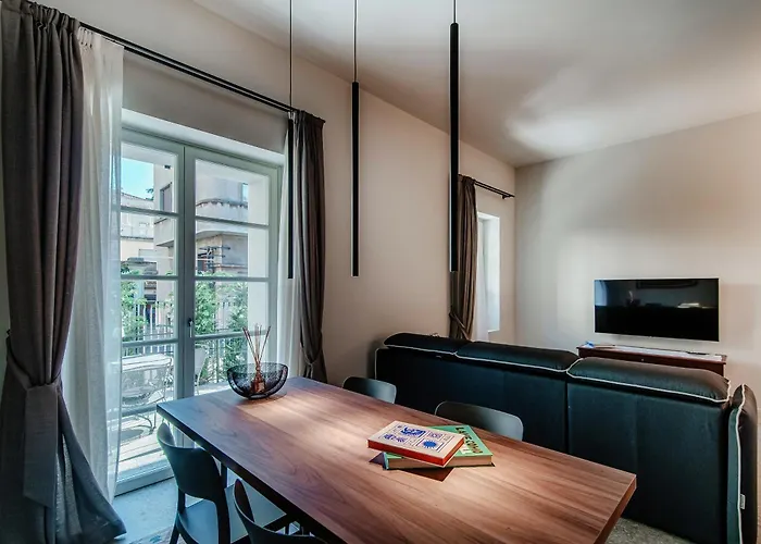 Appartement La Terrazza - Downtown - Terrace And Jacuzzi Como